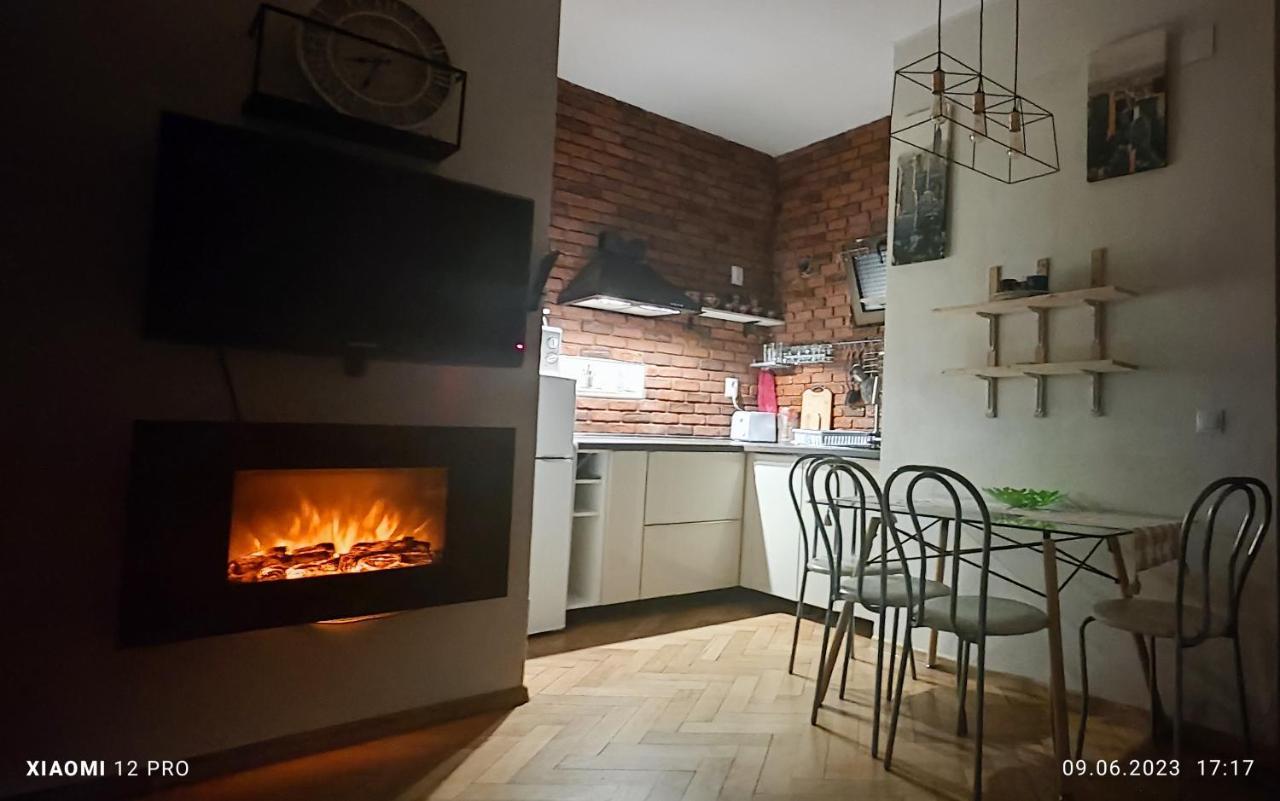 Апартаменты Old Town Cozy Flat Брашов Номер фото